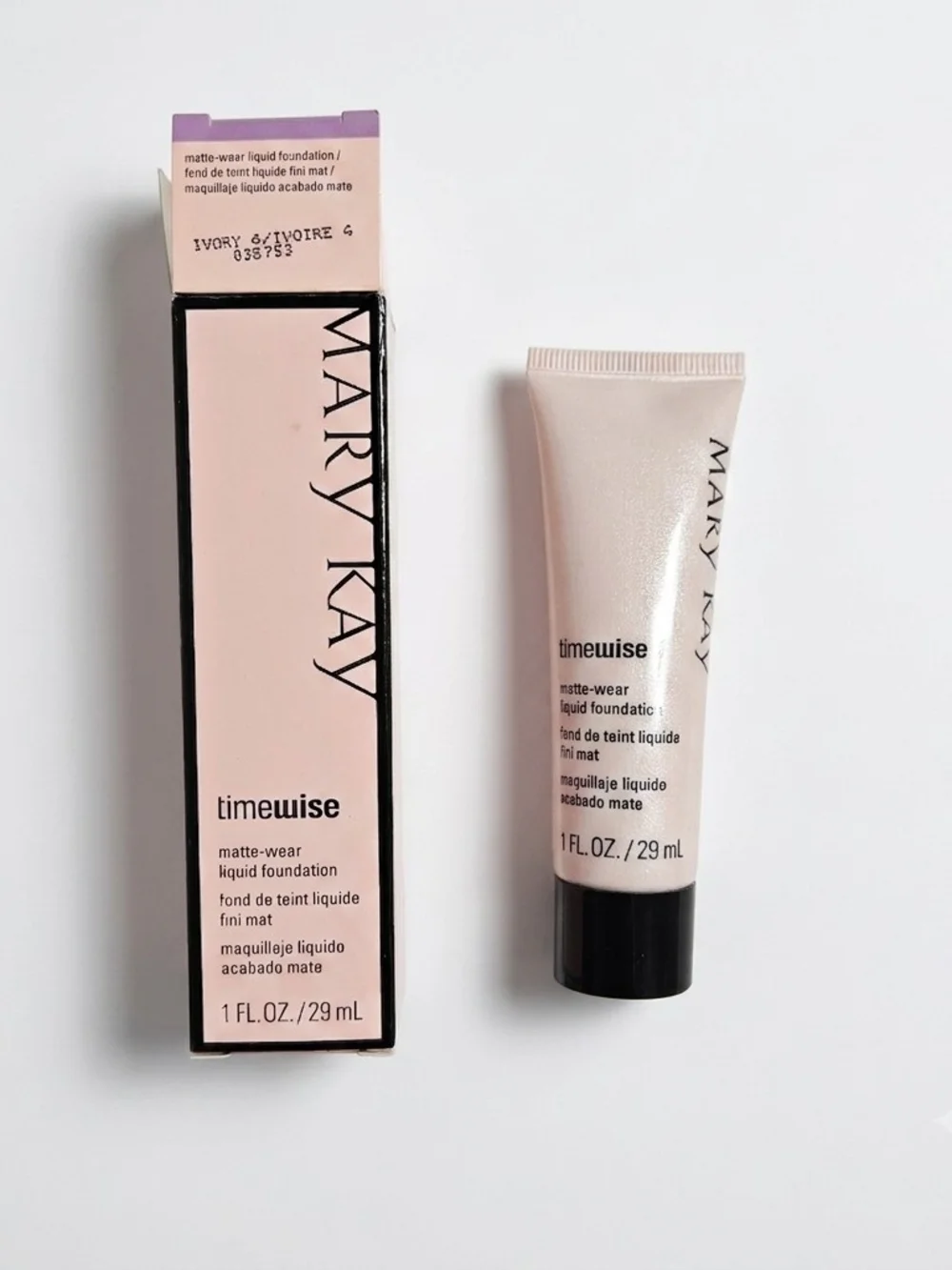 Mary Kay TimeWise Matte-Wear Liquid Foundation Ivory 4